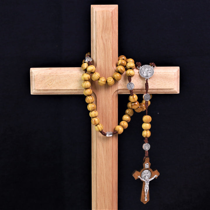Rosario y cruz de San Benito de madera de olivo - image 7