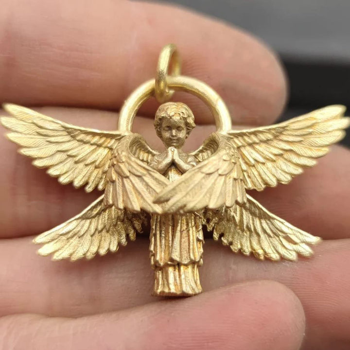 Christianartworkshop Collar con colgante de ala de ángel rezando para la buena suerte - Dorado - image 6