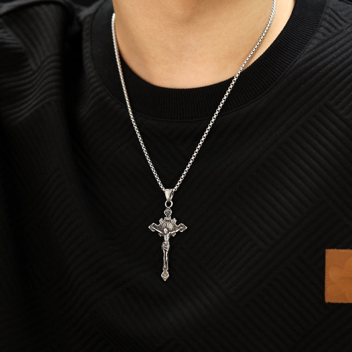 Collar con crucifijo y símbolo de San Benito - image 4