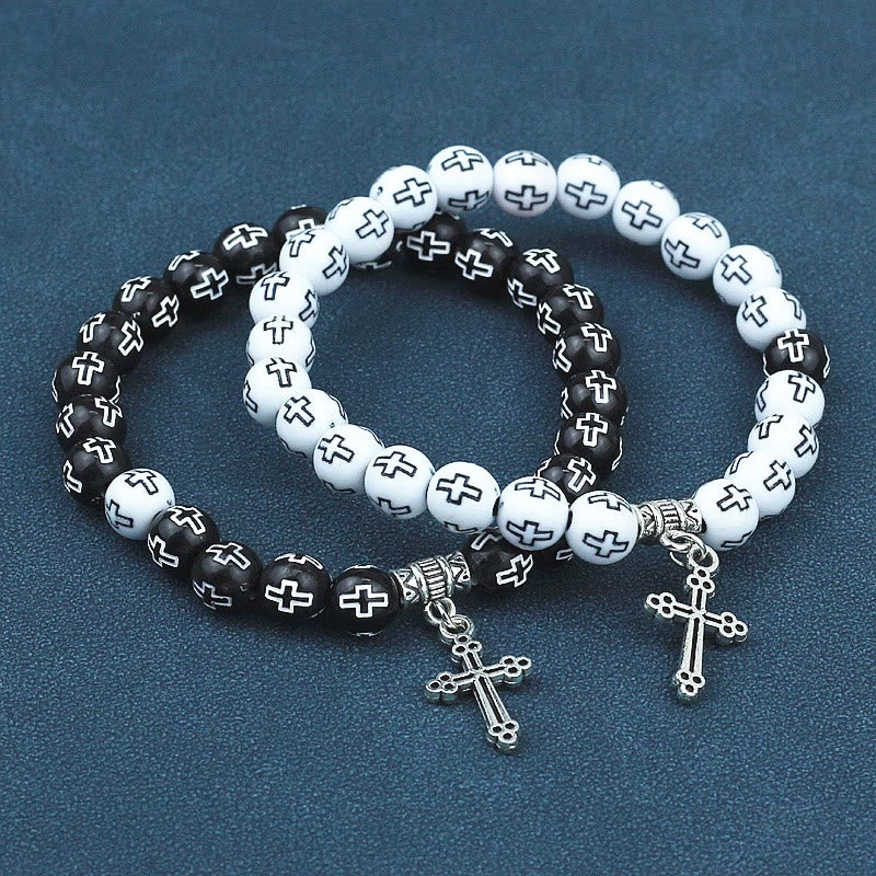Christianartworkshop Pulsera de cuentas en blanco y negro con estampado de cruz - image 5