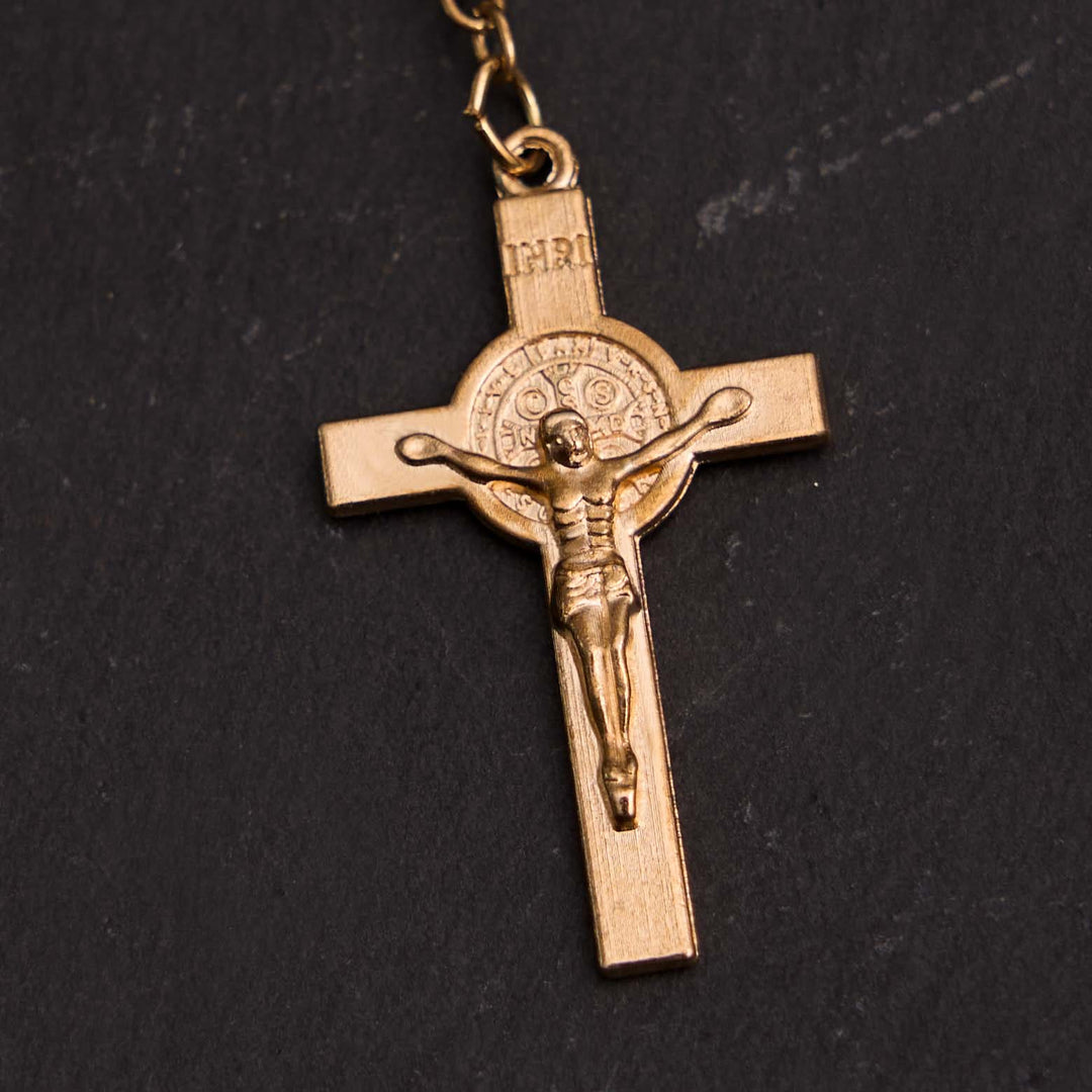 Rosario cristiano de cuentas de vidrio con la cruz de San Benito y Jesús - image 5