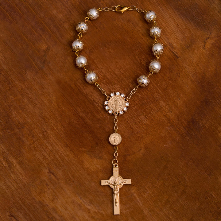 Rosario cristiano de cuentas de vidrio con la cruz de San Benito y Jesús - image 3