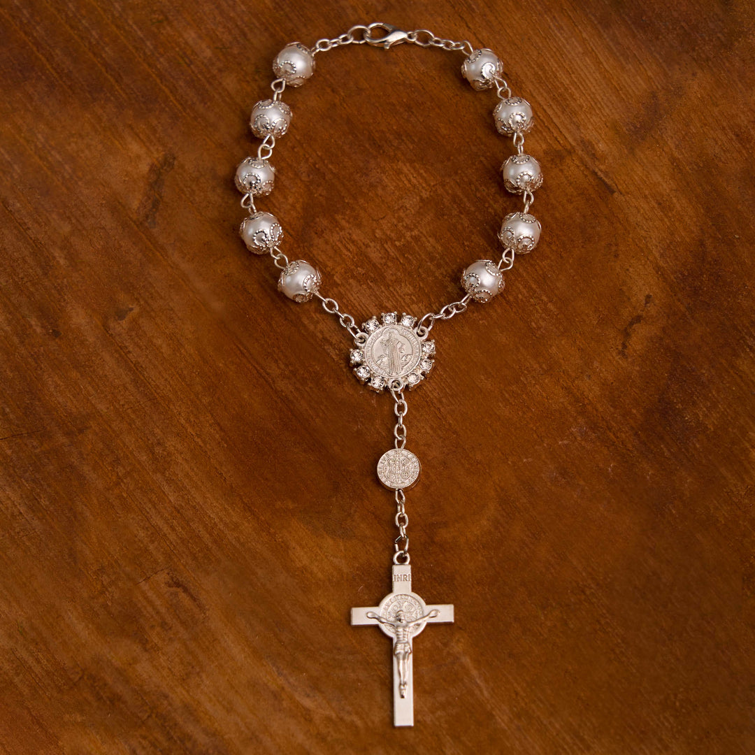 Rosario cristiano de cuentas de vidrio con la cruz de San Benito y Jesús - Plata - image 8