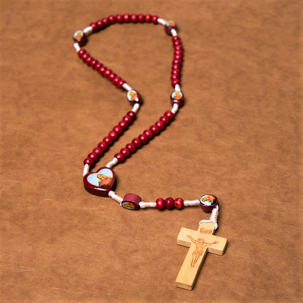 Rosario de mano con cuentas de madera color rojo vino de arte cristiano, Virgen María. - image 3