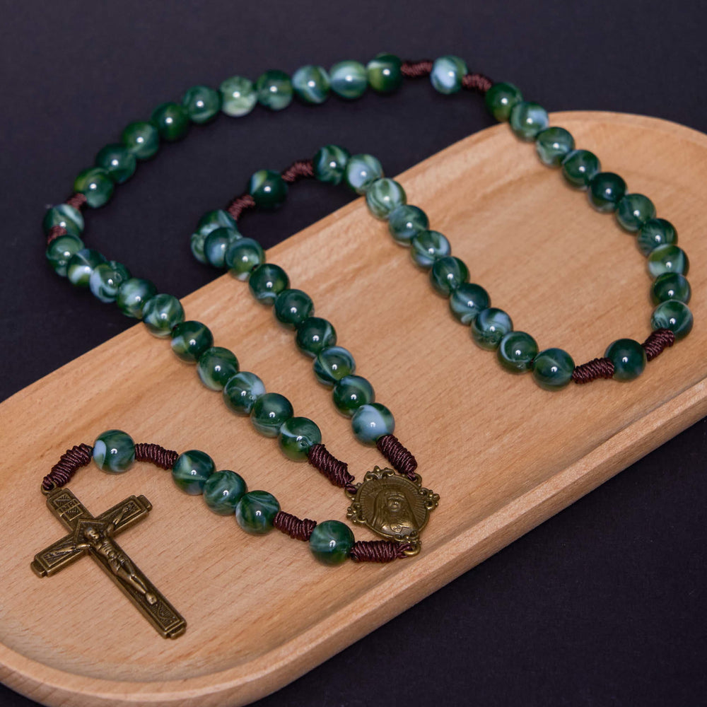 Christianartworkshop Rosario de Nuestra Señora de Guadalupe y Crucifijo de ágata verde redonda de 10 mm con cordón de nailon - image 1