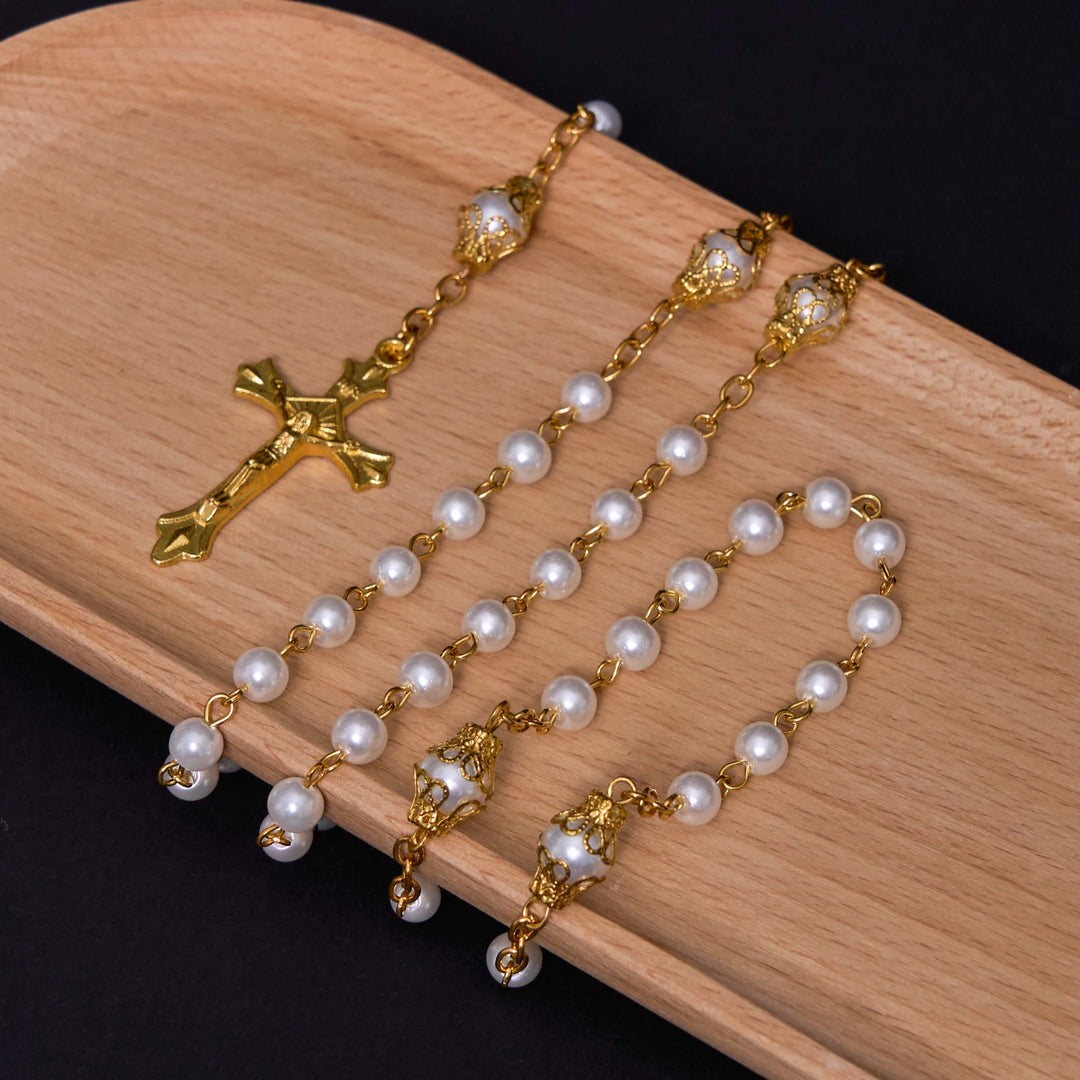 ChristianartworkshopRosario con medalla de San Benito y crucifijo de 6 mm, cadena de aleación de perlas blancas redondas. - image 1