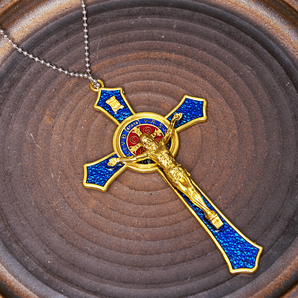 Christianartworkshop Collar con colgante de crucifijo grande de estilo clásico en rojo y azul (5 colores) - Azul - Cadena de cuentas - image 0
