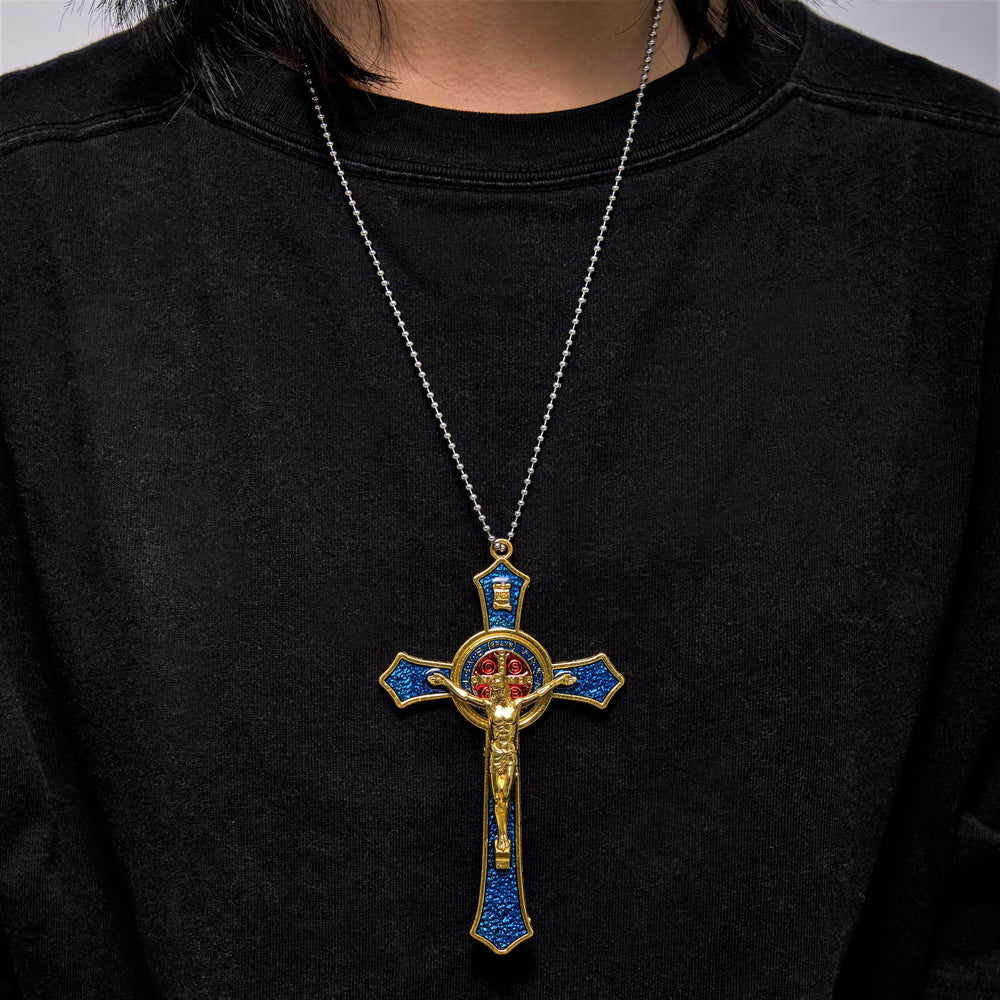Christianartworkshop Collar con colgante de crucifijo grande de estilo clásico en rojo y azul (5 colores) - image 1
