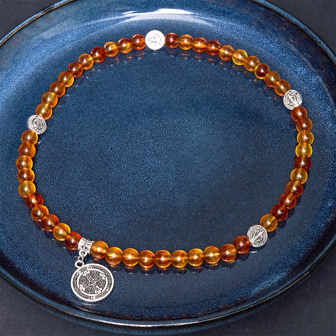 Christianartworkshop Pulsera de rosario con medalla de San Benito de estilo clásico - Naranja - image 0