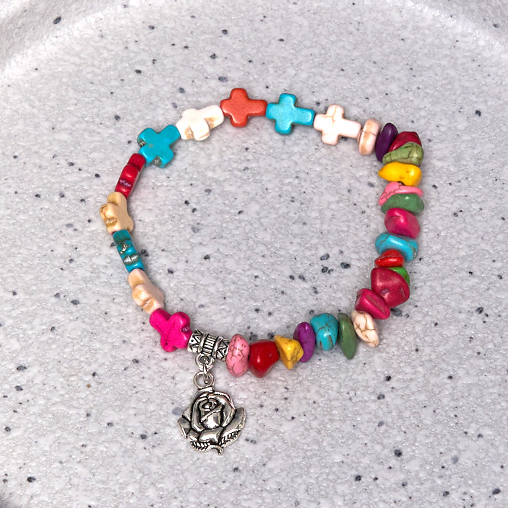 Christianartworkshop Pulsera colorida de estilo bohemio con rosa y cruz turquesa de la Virgen María. - image 1