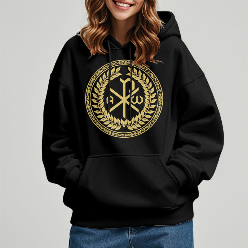 Christianartworkshop Sudadera con capucha de poliéster forrada de felpa con el emblema sagrado Chi-rho de estilo clásico y corona de laurel. - image 1