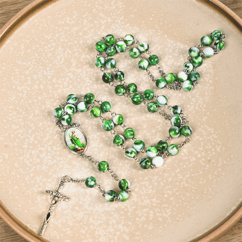 Christianartworkshop Rosario de San Judas Tadeo y Crucifijo de 8 mm con cadena redonda de aleación acrílica verde. - image 2