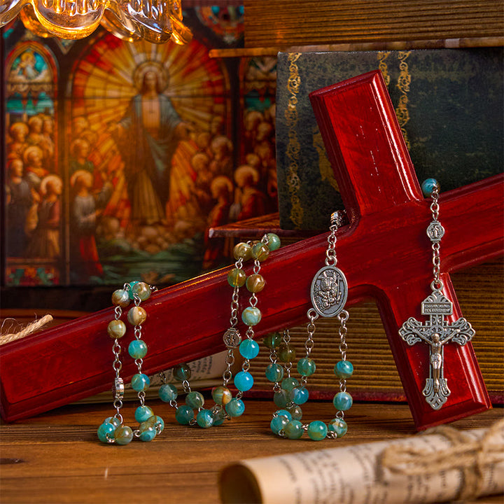 Christianartworkshop Rosario de Nuestra Señora de Aparecida y Crucifijo de 8 mm con cadena redonda de aleación acrílica verde - Verde - image 0