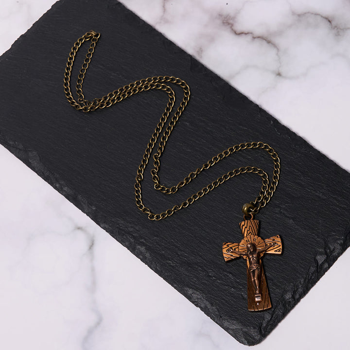 Christianartworkshop Collar con colgante de acero de titanio con cruz de Jesús y diseño de árbol de estilo retro. - image 10