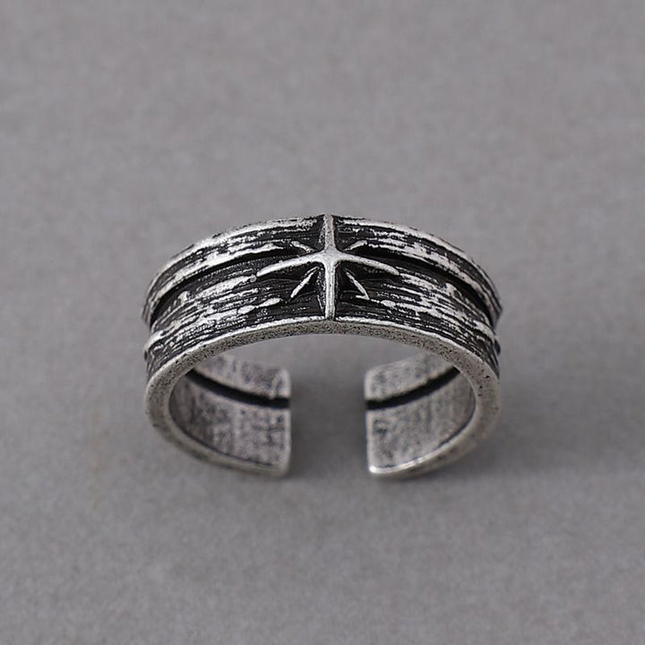 ChristianartworkshopLa Luz de Belén con Anillo de la Estrella de Belén: Un Faro de Esperanza y Fe. - image 1