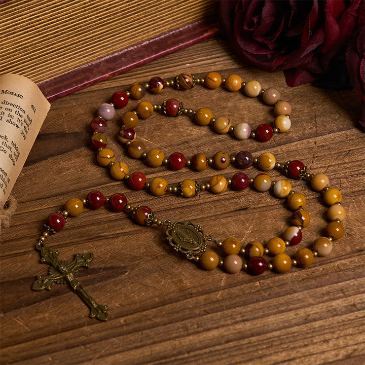 Christianartworkshop Rosario de jade natural con medalla y crucifijo milagrosos de 8 mm con yema de huevo - Cuentas de rosario hechas a mano - image 1
