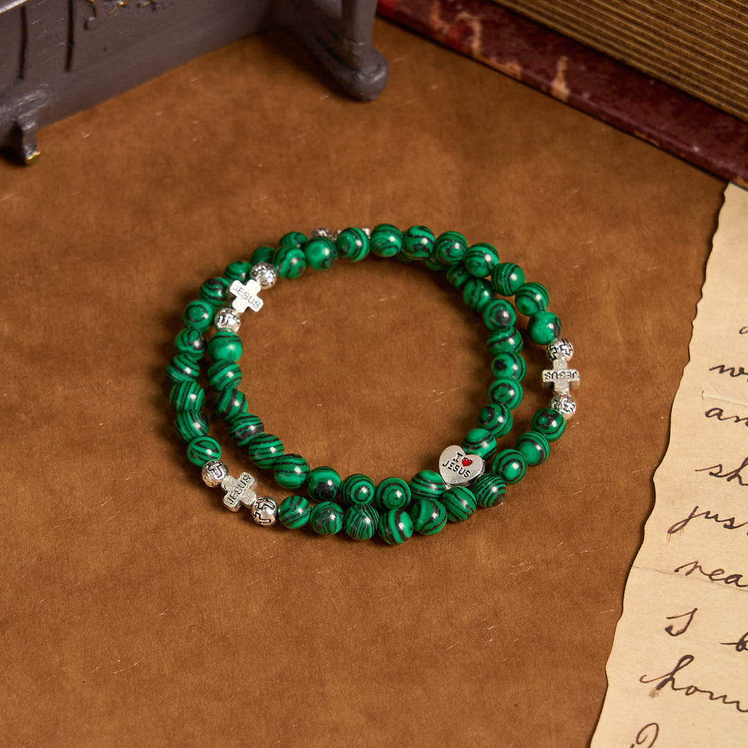 Christianartworkshop Pulsera de rosario con cruz de cuentas de malaquita verde "Amo a Jesús" - image 2
