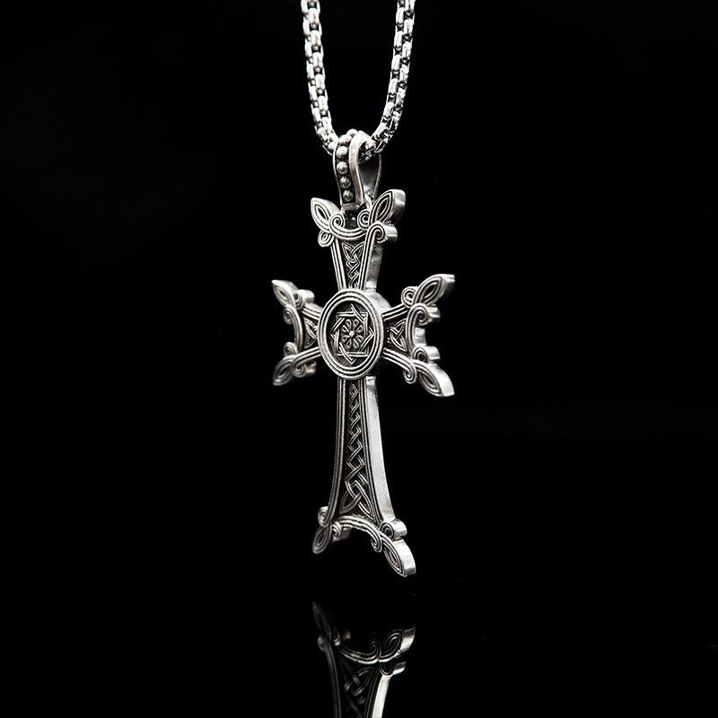 Christianartworkshop Collar con crucifijo celta de plata de ley 925: una combinación atemporal de fe y arte. - image 3
