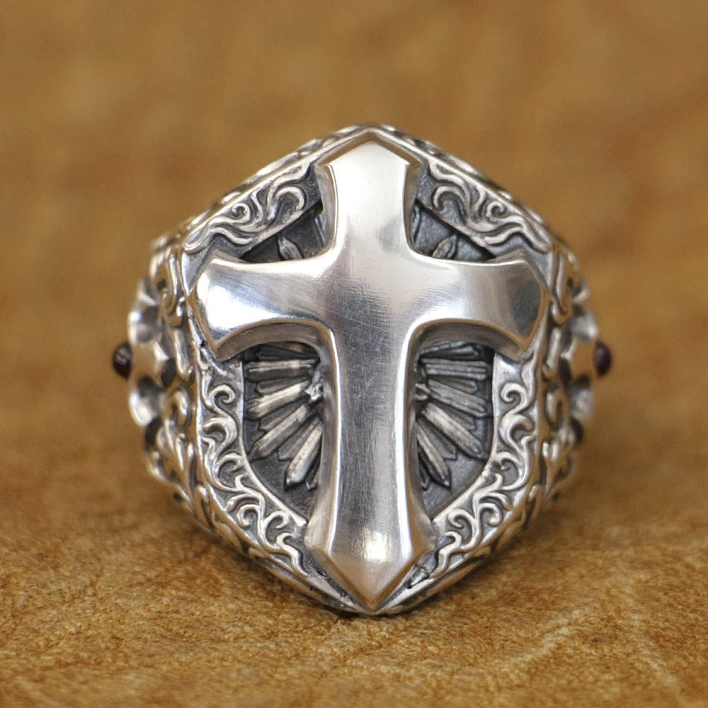 Christianartworkshop Anillo de Cruz Divina de Plata de Ley 925 - Un Símbolo de Conexión Espiritual - Adecuado para tallas estadounidenses 8.5-15 - image 0