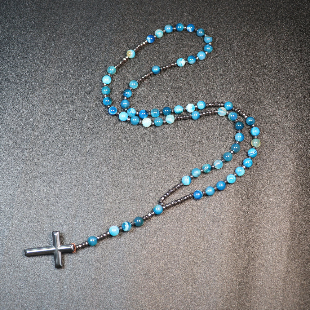 Christianartworkshop Rosario con cruz de hierro y cuentas de piedra natural de ágata azul rayada de 8 mm - image 2
