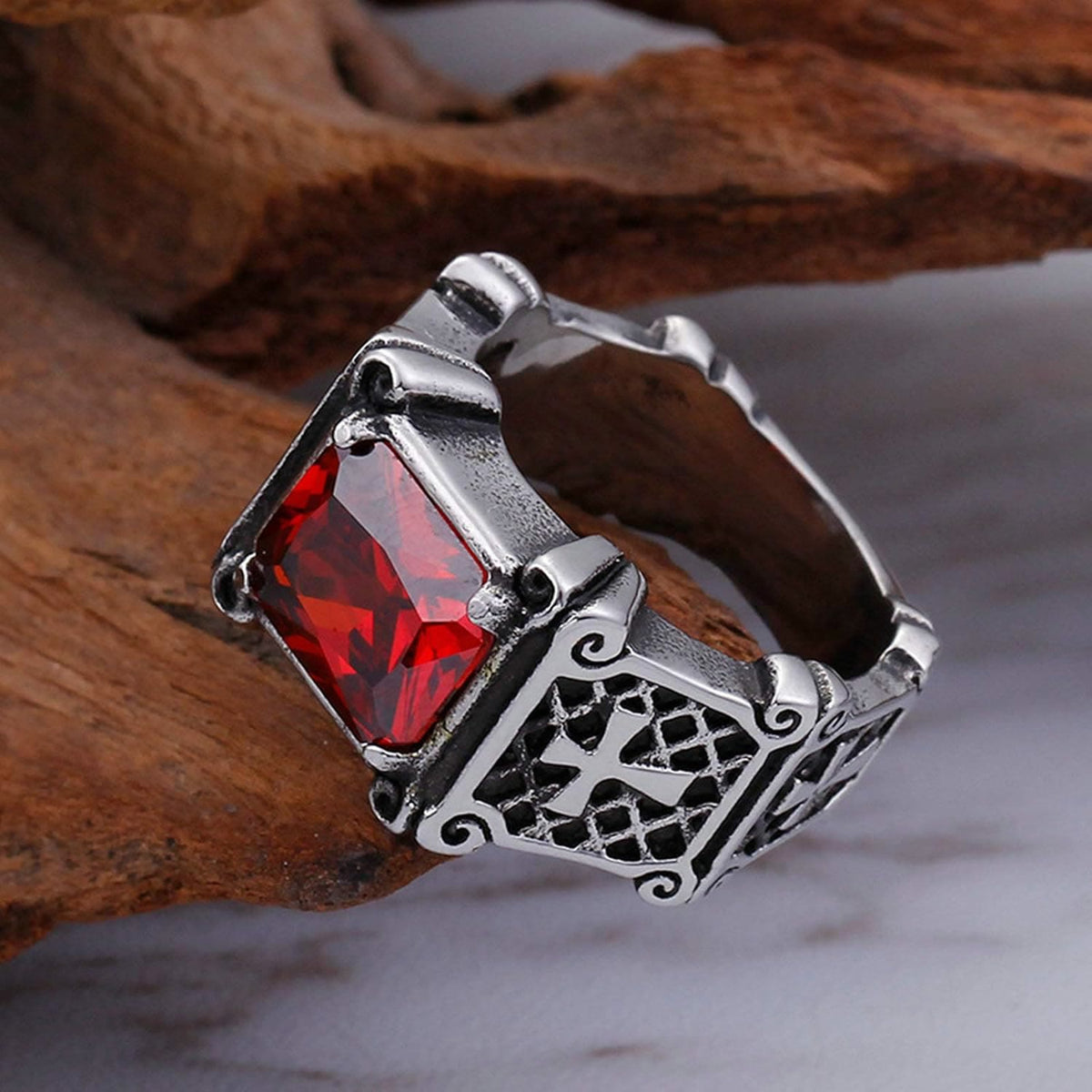Christianartworkshop Cruz de piedras preciosas rojas y negras - Anillo de pareja adornado: un símbolo de fe y estilo. - Rojo - US 13 - image 0