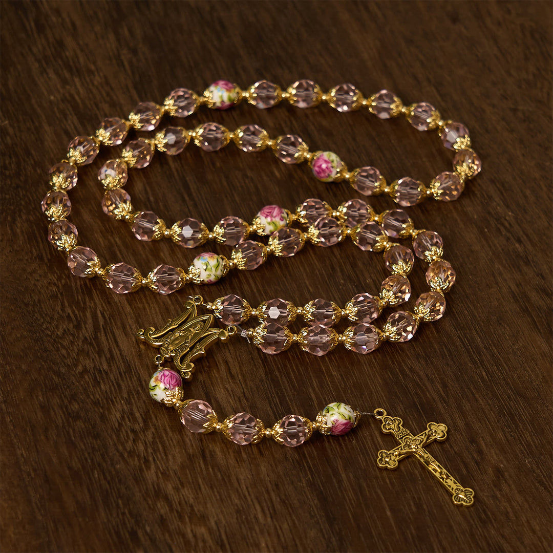 Christianartworkshop Jesús es el regalo: Crucifijo de cuentas de cristal rosa y rosario de la Virgen María con tarjeta de regalo. - image 4