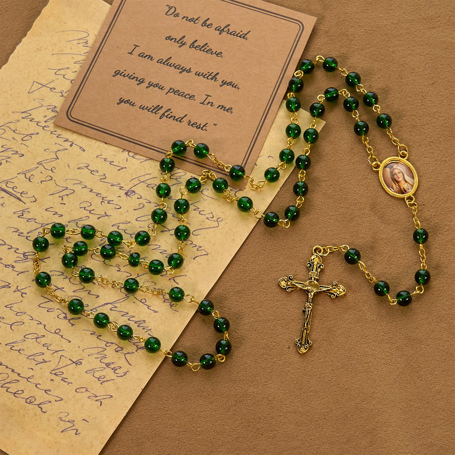 Christianartworkshop Rosario antiguo de cuentas de vidrio verde con la Virgen María y crucifijo: Fe - Reliquia familiar - image 4