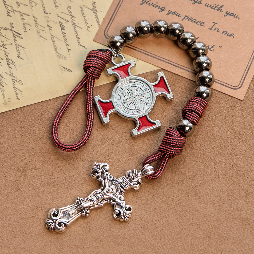 Christianartworkshop Rosario portátil de bolsillo de paracord con crucifijo y San Benito: Fe para cada lugar - San Benito y el Crucifijo - image 0