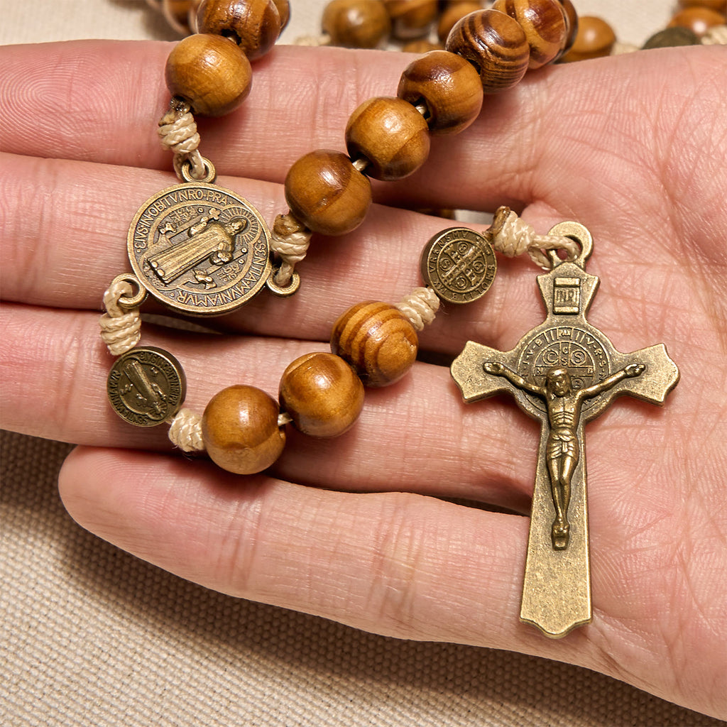 Christianartworkshop Rosario de madera de olivo de la década 15/20 con diseño de San Benito, crucifijo y cadena para la cintura: devoción divina en doble uso. - image 4