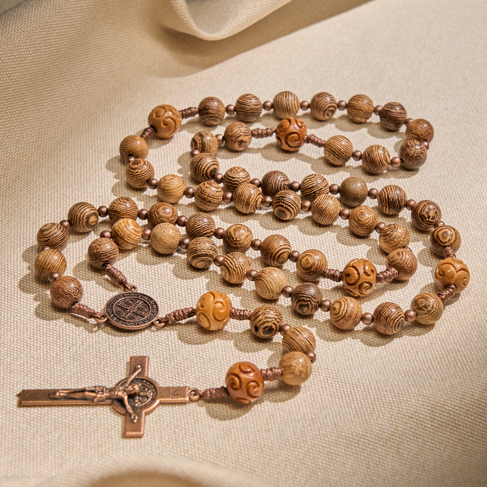 Christianartworkshop Rosario Divino de Madera de Olivo Adornado con Medalla y Crucifijo de San Benito: Devoción Sagrada - image 1