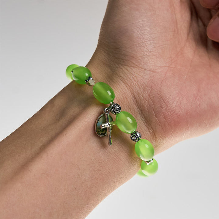 Christianartworkshop Colgante de San Judas y crucifijo, cuentas verdes transparentes, pulsera rosa - image 4