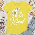 Christianartworkshop Camiseta femenina Be Kind Daisy: Compartiendo la gracia de Dios con bondad. - Amarillo - 4XL - image 0