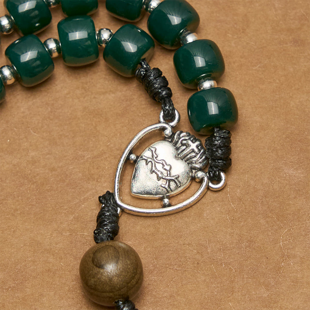 Christianartworkshop Rosario de cuentas cúbicas verde mate con el Sagrado Corazón de Jesús y la Cruz Celta. - image 7