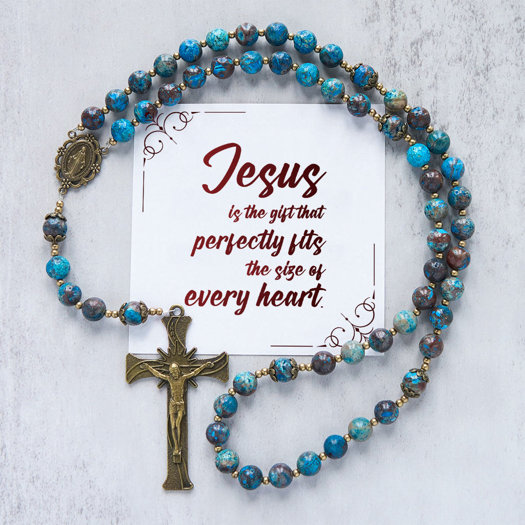 Christianartworkshop Jesús es el regalo: Rosario artesanal de cuentas con diseño azul y piedra larimar auténtica. - Jesús es el regalo - image 0