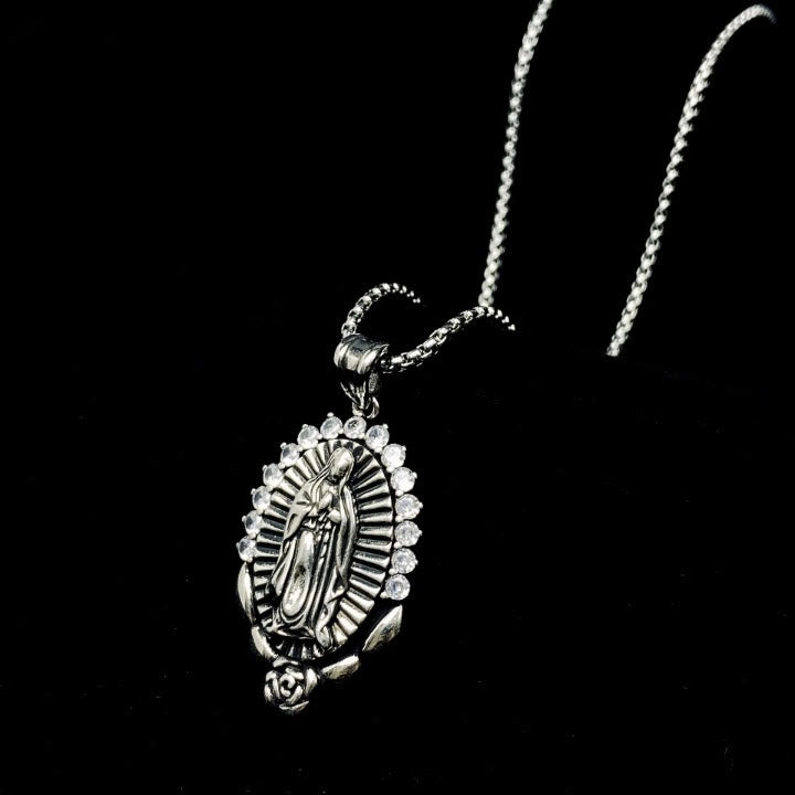 Christianartworkshop Collar con colgante de Nuestra Señora: Halo sagrado y símbolo de la rosa. - image 3