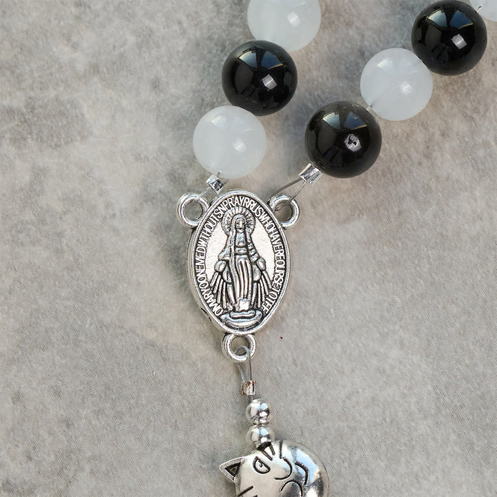 Christianartworkshop Pulsera de cuentas de vaca y gato en blanco y negro, Bendición de Nuestra Señora, Rosario de animales - image 8