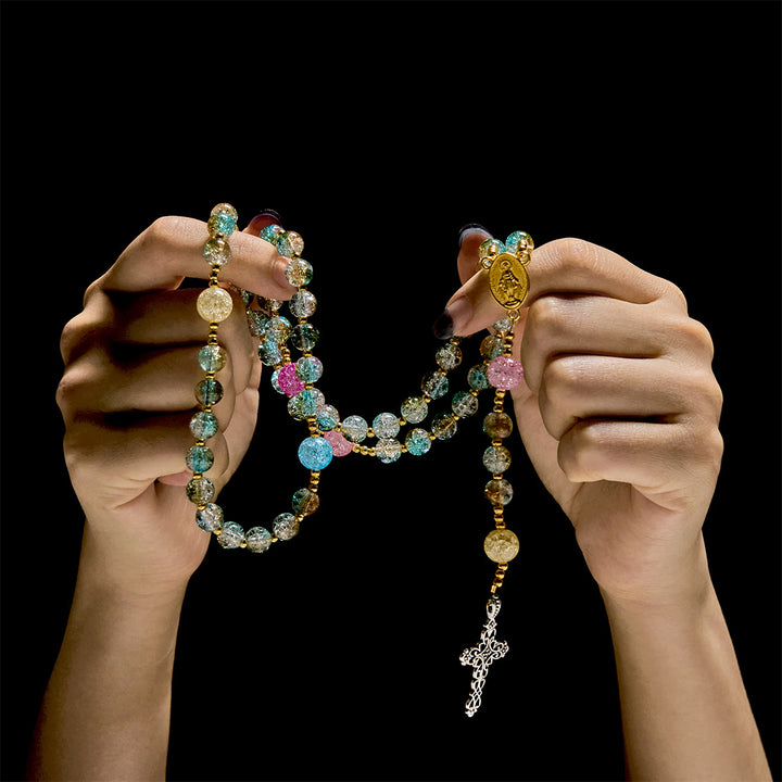 Christianartworkshop Rosario de cristal craquelado brillante de 8 mm inspirado en el océano con medalla de la Virgen María. - image 1