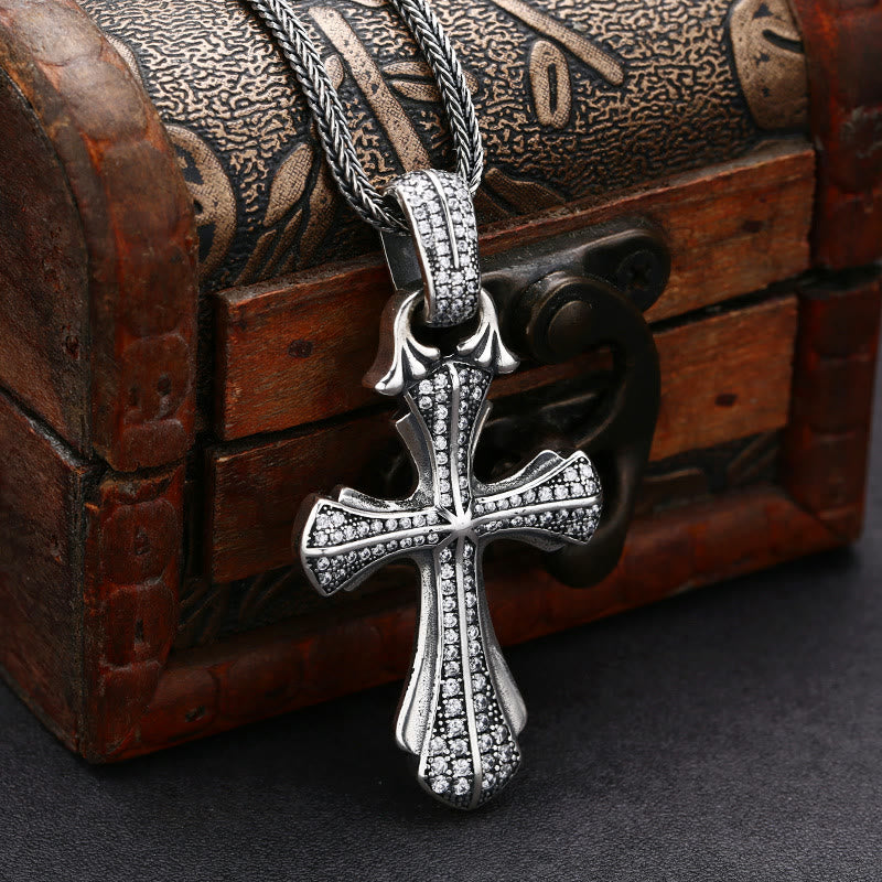 Christianartworkshop Collar clásico de cruz de plata esterlina con piedras deslumbrantes: un profundo símbolo de fe. - Plata de ley 925 - image 0