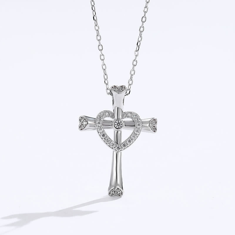 Christianartworkshop Collar de plata 925 con cruz y corazón de circonita: La fe se une al amor en un brillo deslumbrante. - Plata de ley 925 - image 0