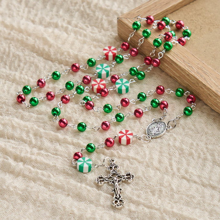 Christianartworkshop Regalo de Navidad: Rosario navideño festivo: Cuentas rojas y verdes, figuras de caramelos y crucifijo. - image 8