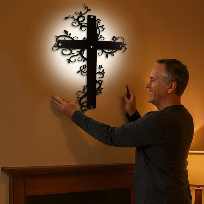 Christianartworkshop Decoración de pared de metal negro con cruz de enredadera floral gótica - image 1