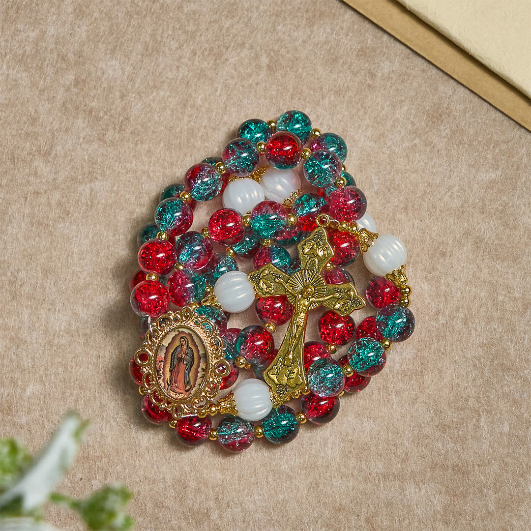 Christianartworkshop Rosario navideño de cuentas de vidrio rojo y azul: Medalla de Nuestra Señora y cruz ornamentada - image 9