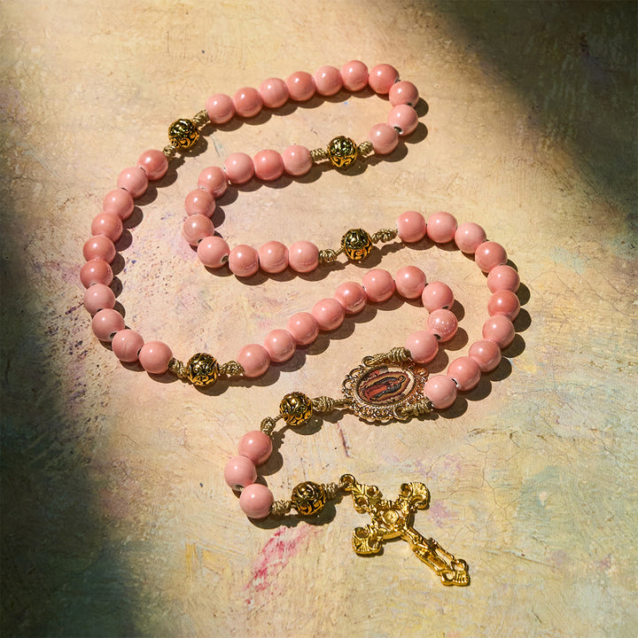 Christianartworkshop Rosario de cerámica rosa claro de María: Celebra la Navidad con gracia y esperanza. - image 1