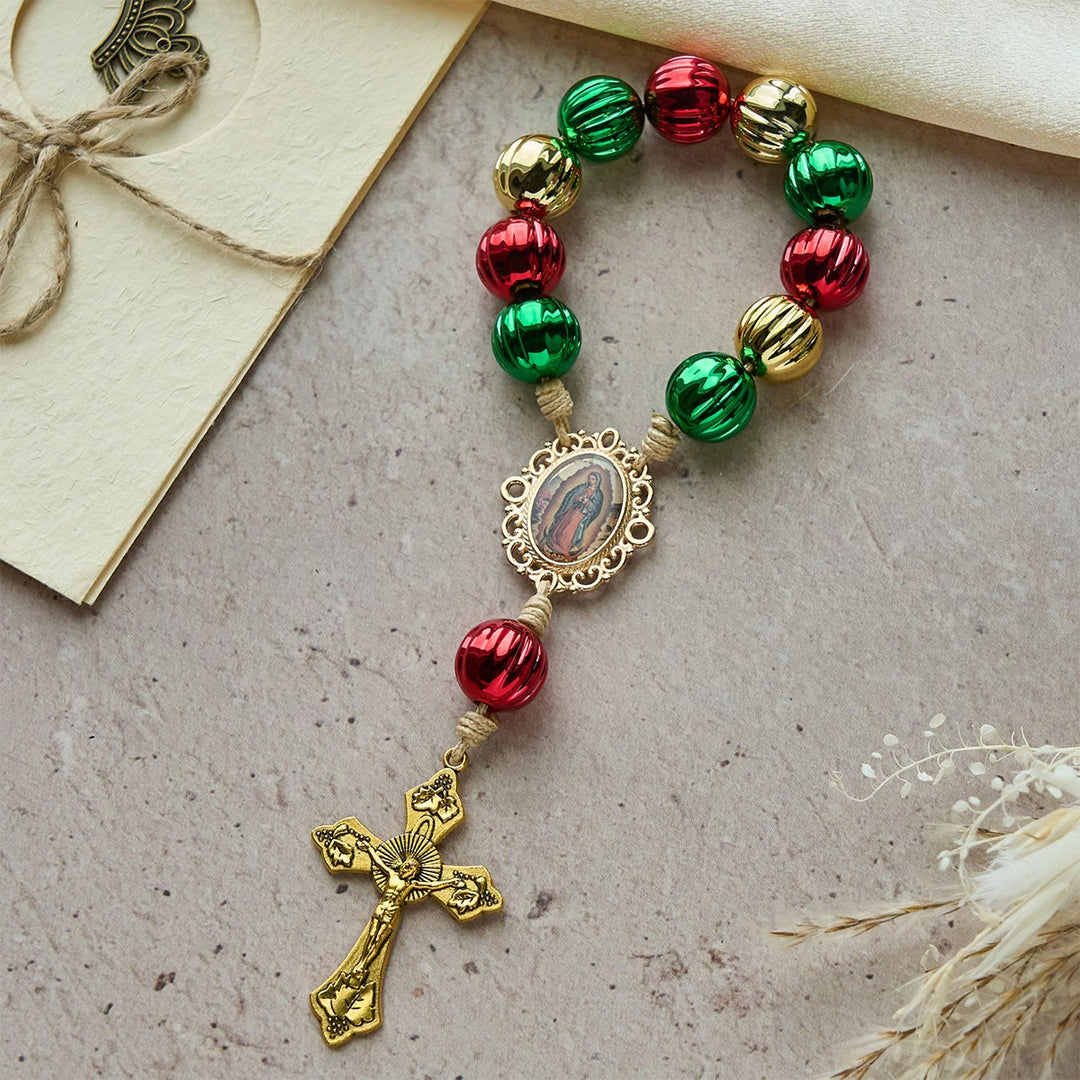 Christianartworkshop Rosario de bolsillo navideño y adorno para el coche: Devoción y gracia festiva - Rosario de bolsillo navideño - image 0