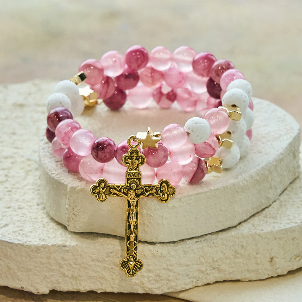 Christianartworkshop Pulsera de rosario de yeso y ágata rosa roja: devoción y suavidad celestial. - Circunferencia de la muñeca: 7,09"-9,45"/18-24 cm - image 0