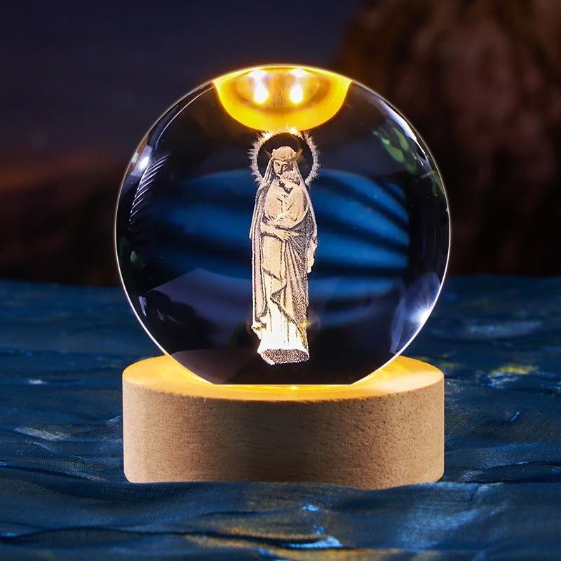 Christianartworkshop Luz nocturna de bola de cristal sagrada: Compañera luminosa de la presencia divina. - María y Jesús - con base de luz de colores - 8 cm - image 13