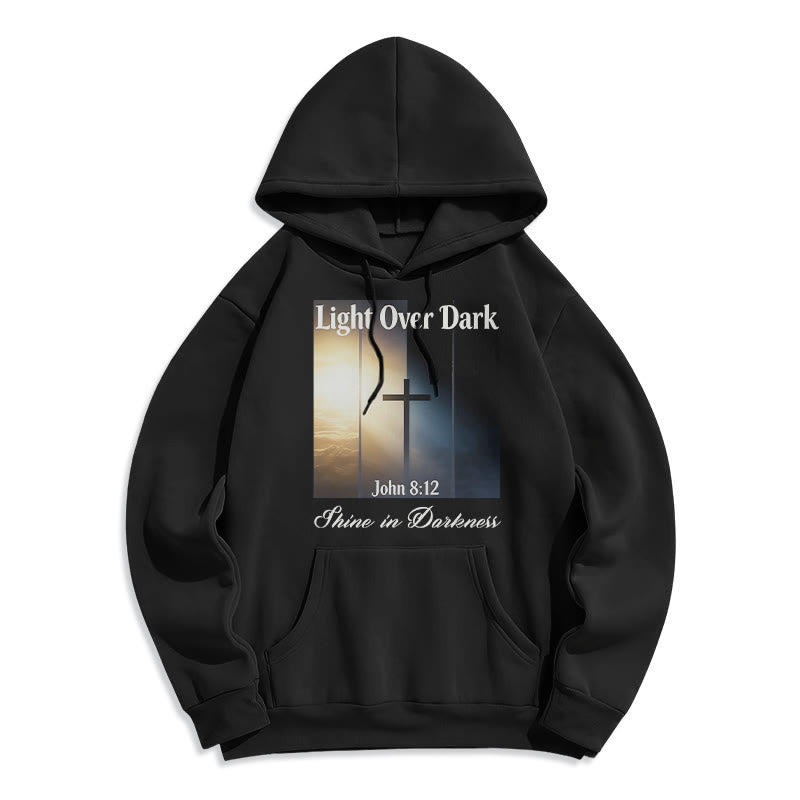Christianartworkshop Sudadera con capucha de poliéster forrada de felpa con la inscripción "John 8:12 Shine in Darkness" (Brilla en la oscuridad). - Negro - 2XL - image 0