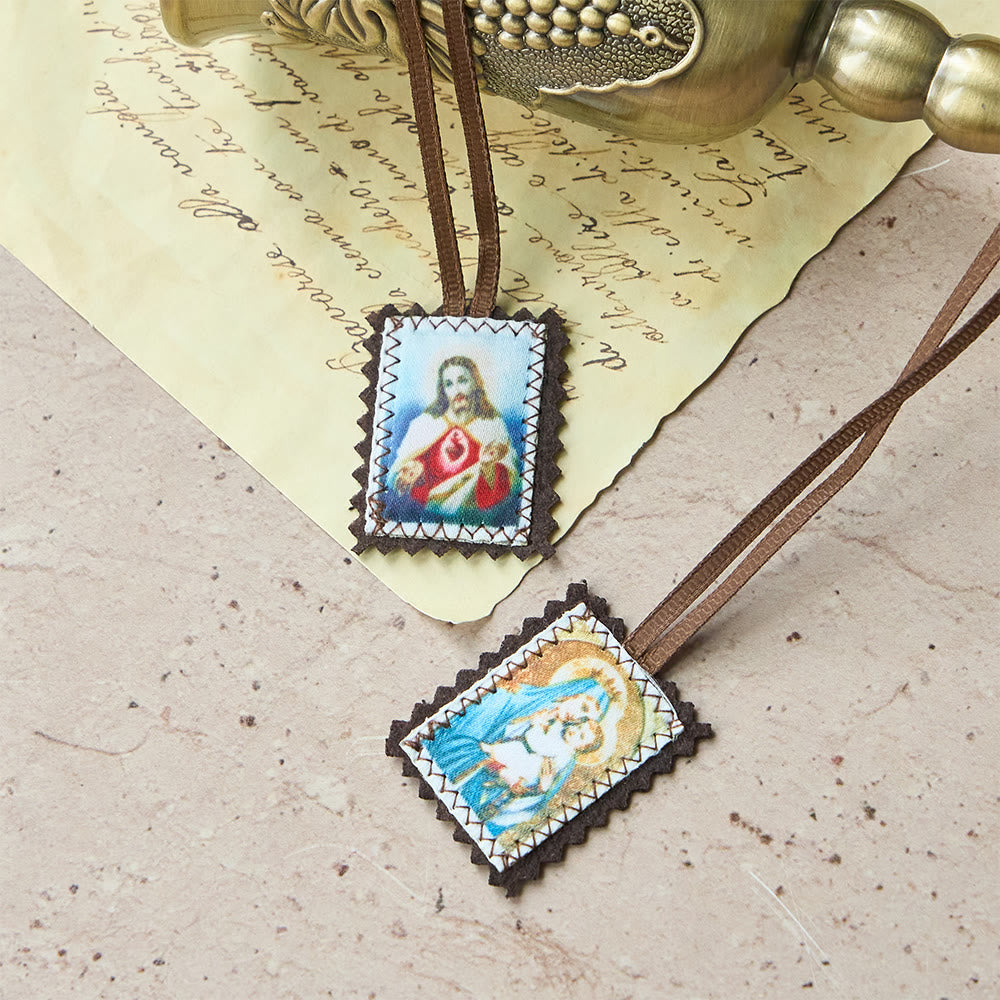 Christianartworkshop Sagrado Corazón y Escapulario de la Virgen María: una doble devoción a Jesús y María. - image 7