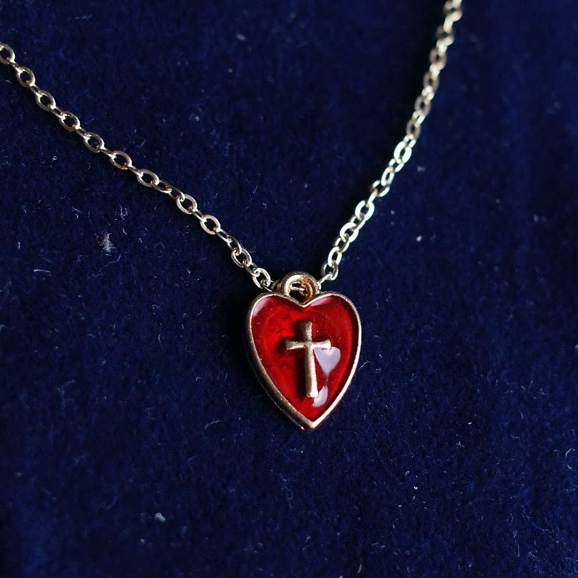 Christianartworkshop Collar y pendientes a juego con dije de corazón y cruz: encarnan su tierno amor. - Collar - image 0