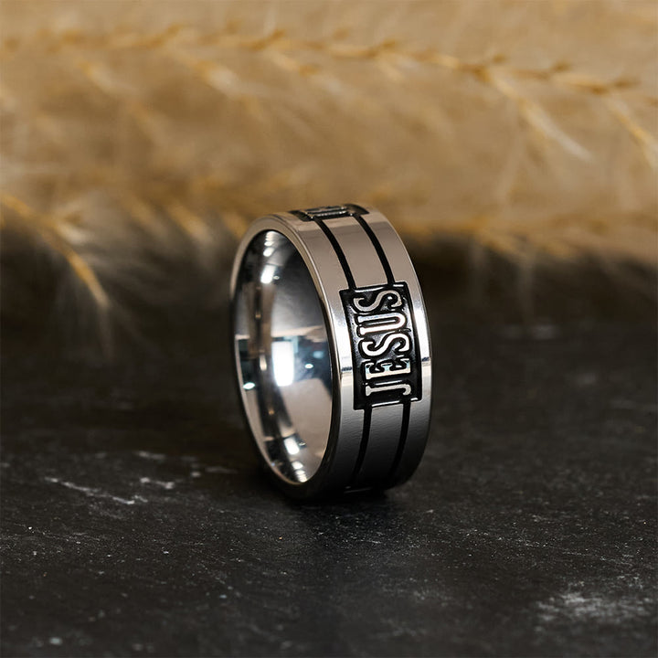 Christianartworkshop Anillo metálico con la inscripción JESÚS en negrita: Lleva su gracia contigo a diario. - US 13 - image 0